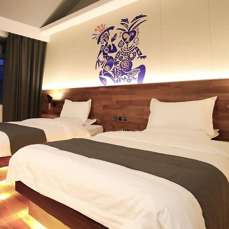 Lijiang Shuhe Travelling Hotel מראה חיצוני תמונה